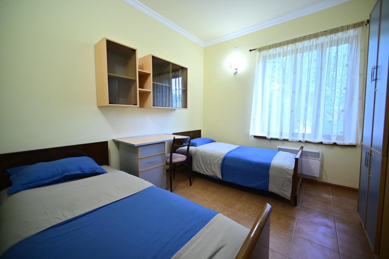 Sevan Tarsus Guesthouse Tsovazard Esterno foto