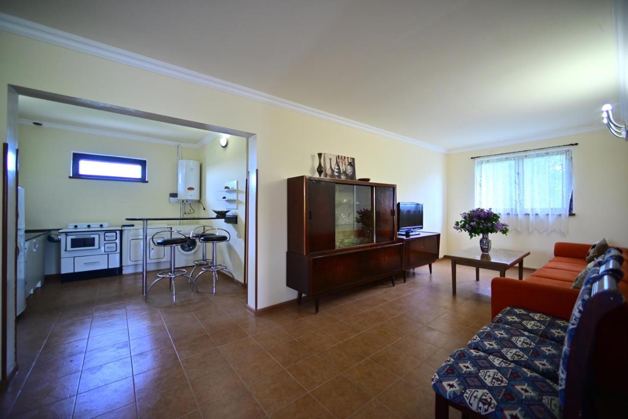 Sevan Tarsus Guesthouse Tsovazard Esterno foto